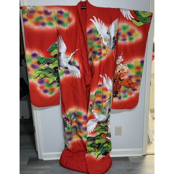 VTG VINTAGE JAPANESE FURISODE RED VERMILLION CRANE SILK KIMONO - Picture 7 of 10